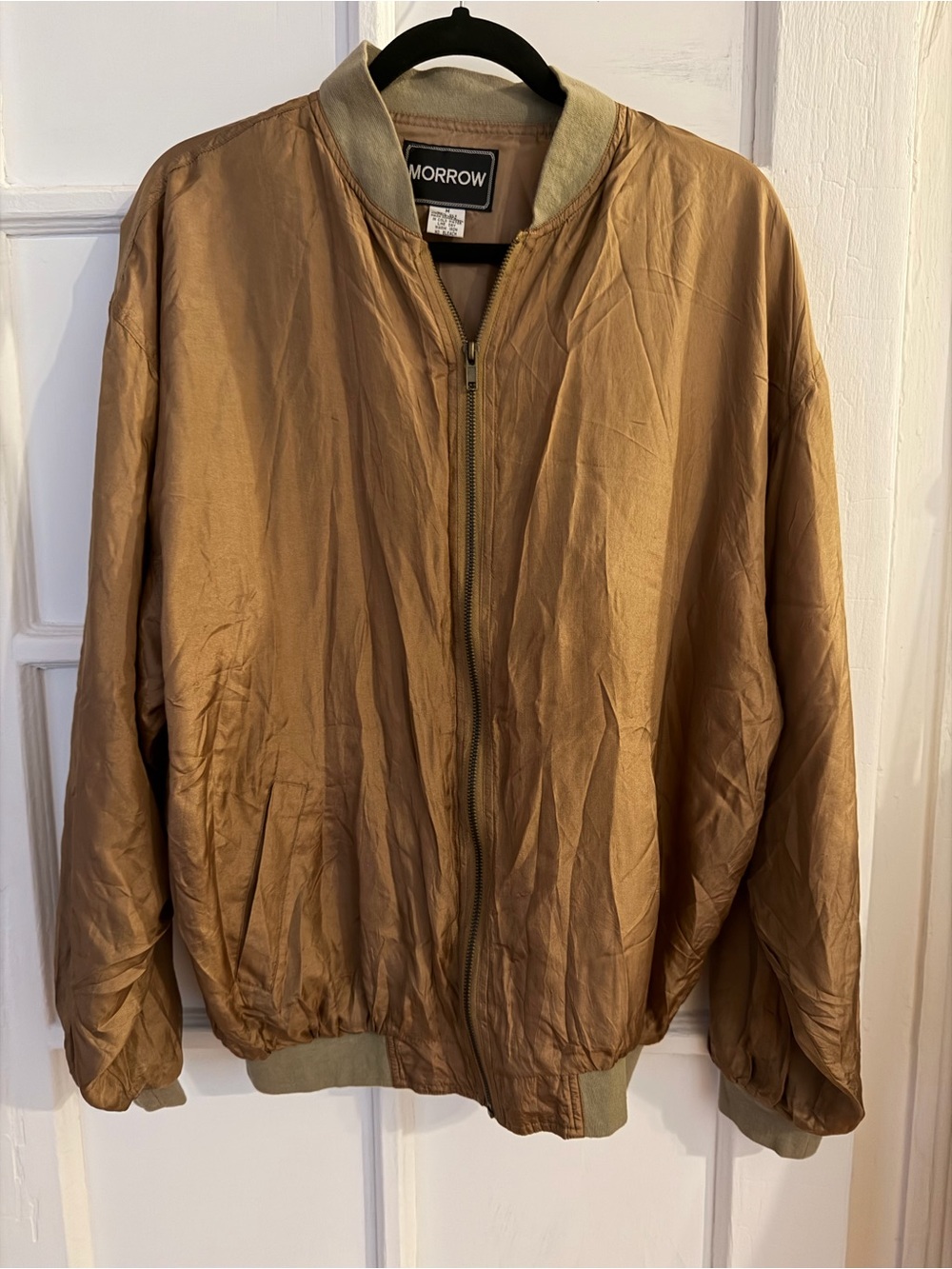 Vintage Men's Lightweight Tan Bomber Jacket 100% Silk